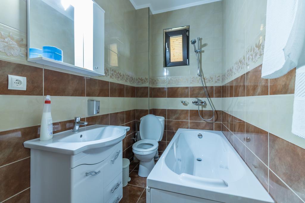Conacul Lui Bulica Otel Novaci-Străini Dış mekan fotoğraf