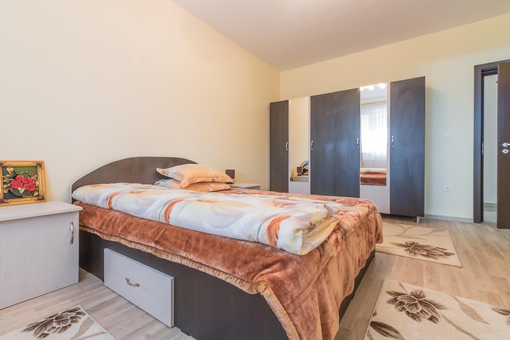 Conacul Lui Bulica Otel Novaci-Străini Dış mekan fotoğraf