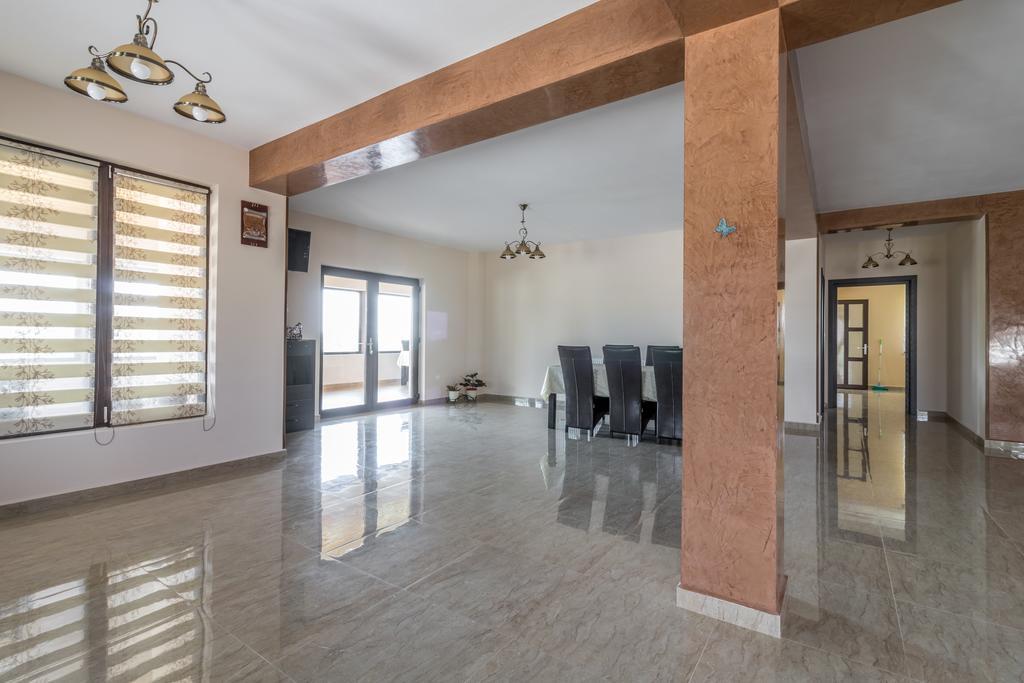 Conacul Lui Bulica Otel Novaci-Străini Dış mekan fotoğraf